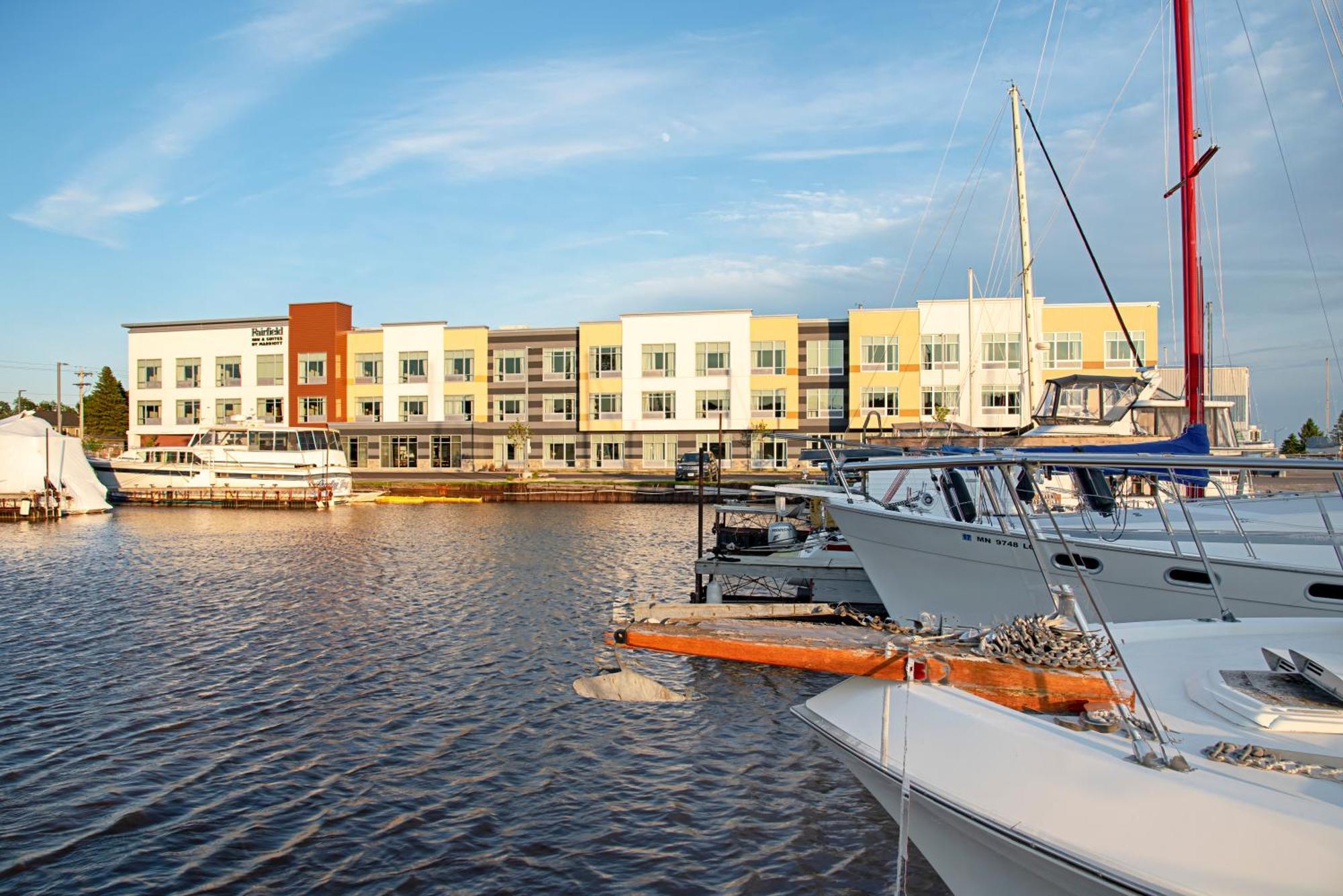 Fairfield & By Marriott Waterfront Hotel