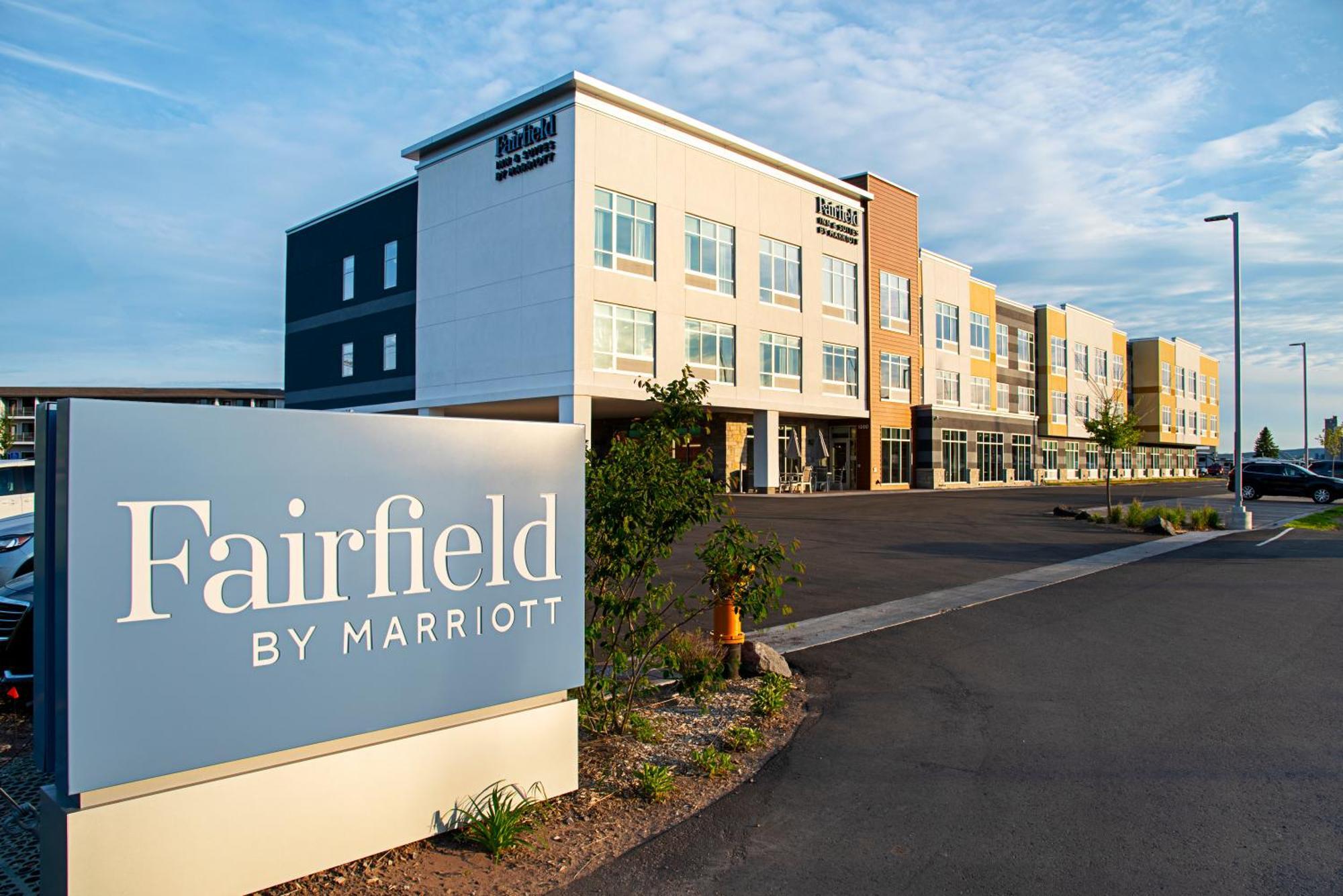 Fairfield & By Marriott Waterfront Hotel Duluth