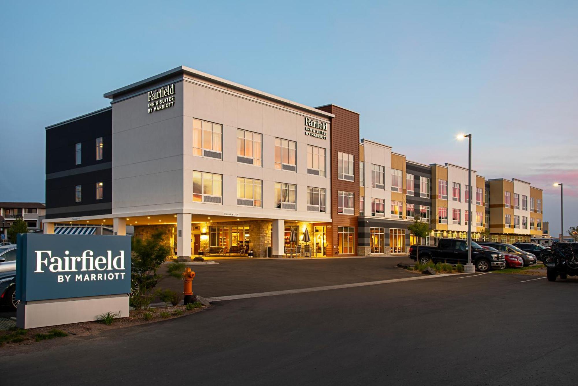 Fairfield & By Marriott Waterfront Duluth